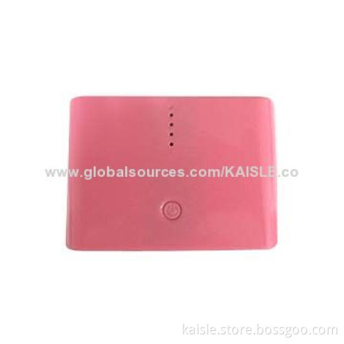 Power Banks with 8,000 to 10,400mAh Capacity, Pilot Light